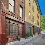 Strawberry House Old City Philadelphia